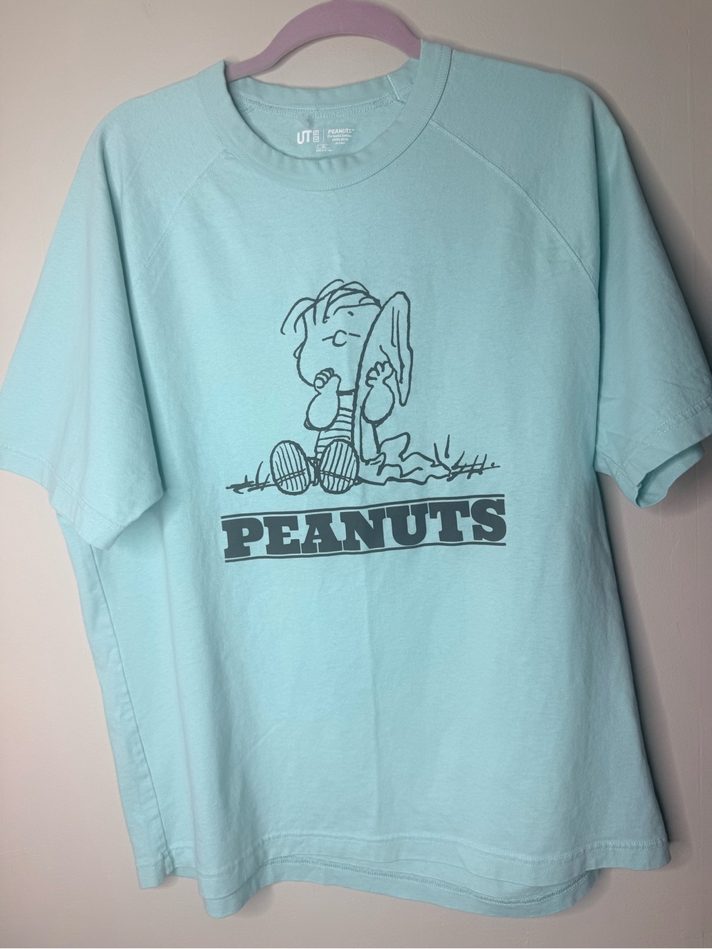 Uniqlo Peanuts Graphic Tee - Light Blue